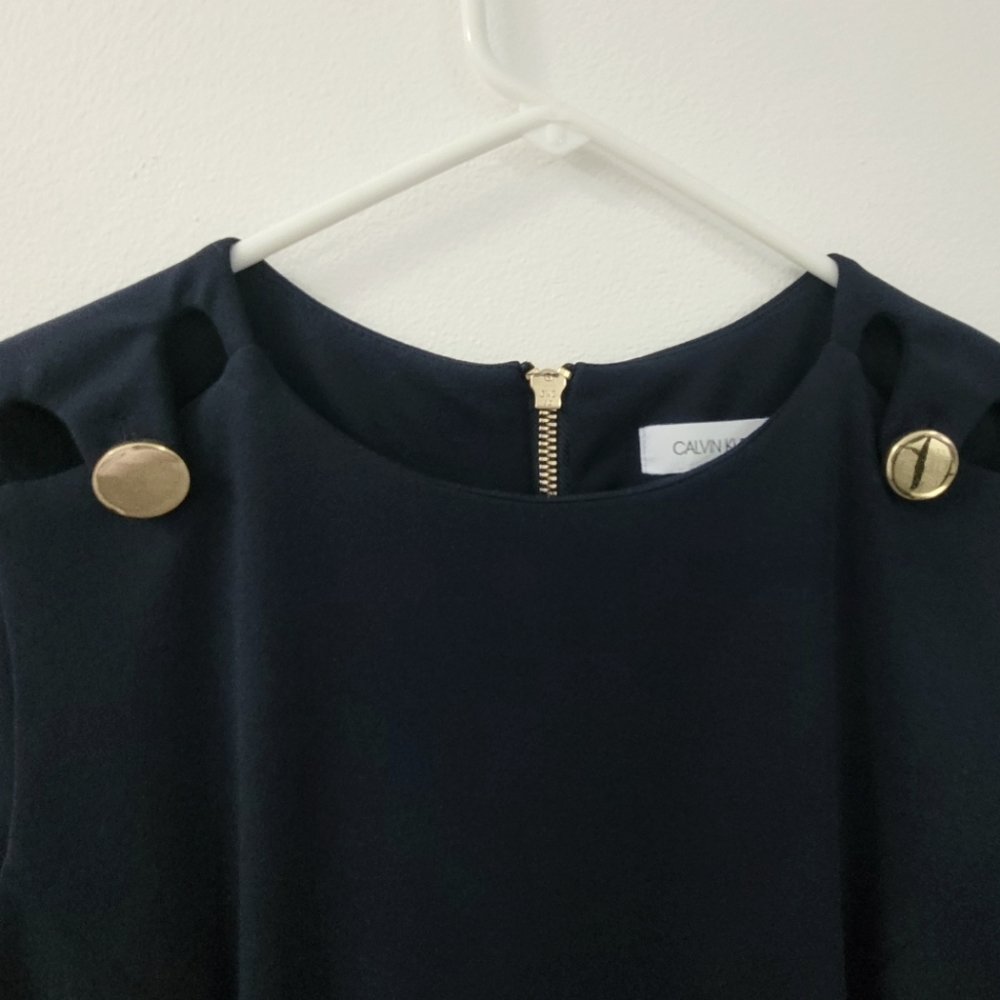 DRESS - Picture 3 of 4